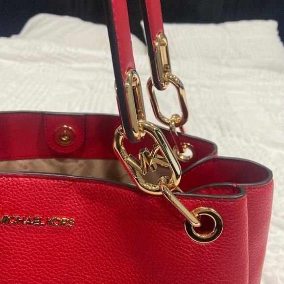 Michael Kors Purse - Picture 2 of 7